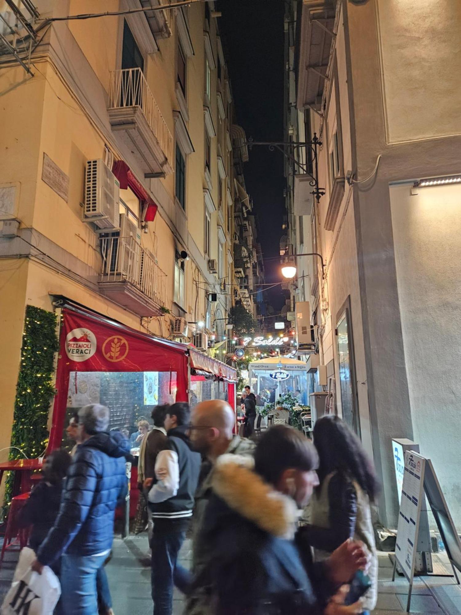 Casa Savoia Dream Apartment Naples Luaran gambar