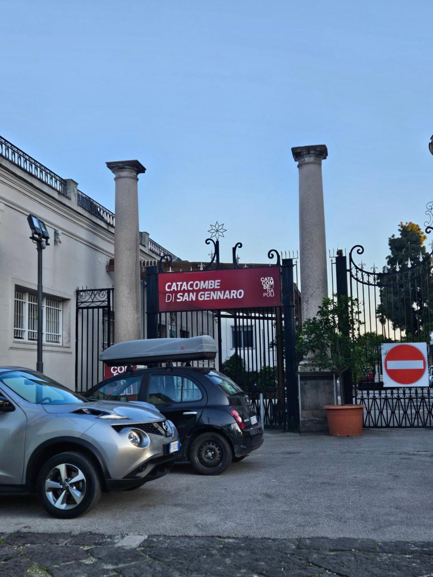Casa Savoia Dream Apartment Naples Luaran gambar