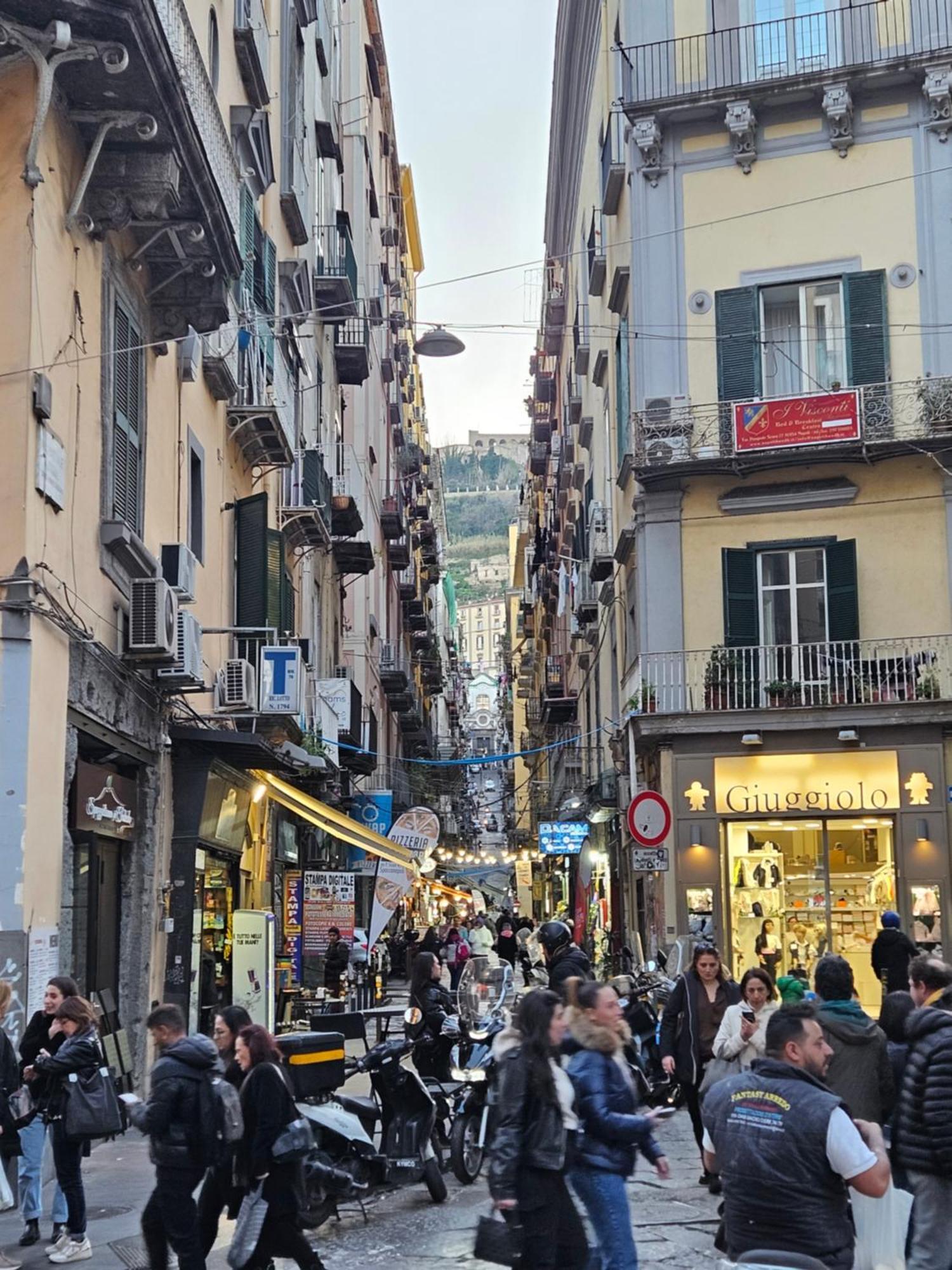 Casa Savoia Dream Apartment Naples Luaran gambar