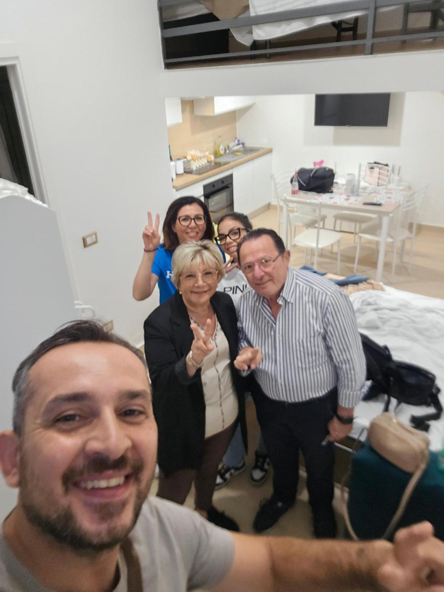 Casa Savoia Dream Apartment Naples Luaran gambar